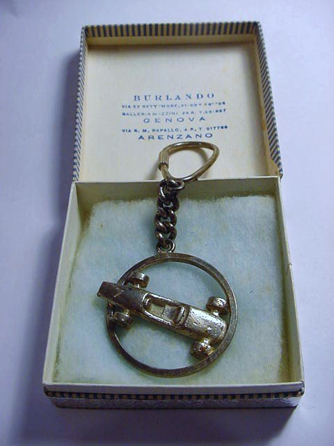 VINTAGE FERRARI 800 SILVER KEYRING ORIGINAL BOX: VINTAGE FERRARI 800 SILVER KEYRING ORIGINAL BOX