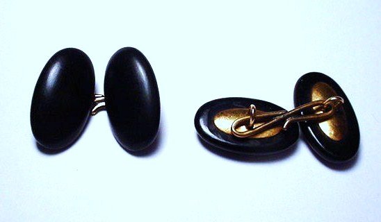 VICTORIAN ONYX GOLD CUFF LINKS: VICTORIAN ONYX GOLD CUFF LINKS