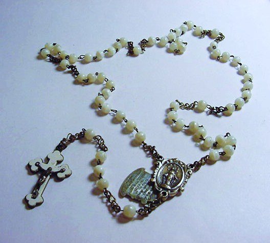 VINTAGE ROSARY BEADS: VINTAGE ROSARY BEADS