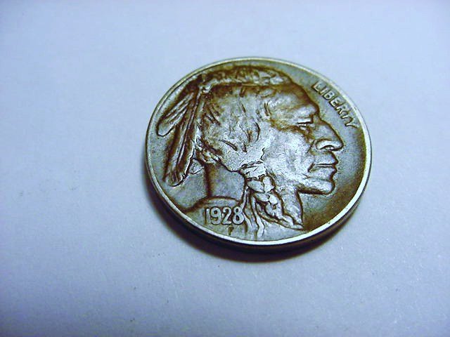 1928-D BUFFALO NICKEL: 1928-D BUFFALO NICKEL