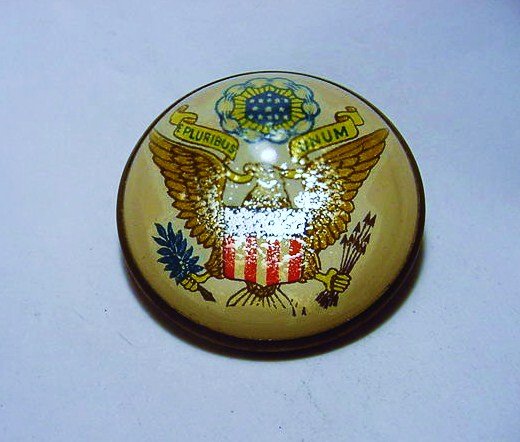 VINTAGE PAINTED GLASS PIN: VINTAGE PAINTED GLASS PIN