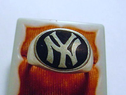 YANKEES STERLING RING: YANKEES STERLING RING
