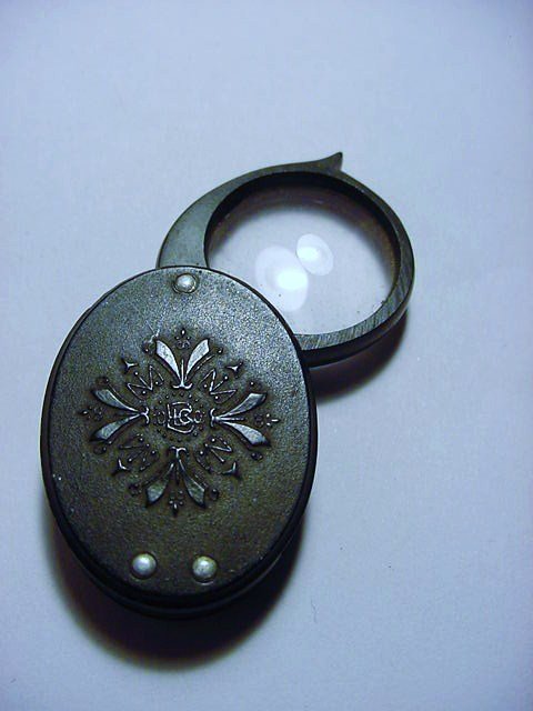 BAUSCH & LAMB GUTTA PERCHA MAGNIFYING GLASS: BAUSCH & LAMB GUTTA PERCHA MAGNIFYING GLASS