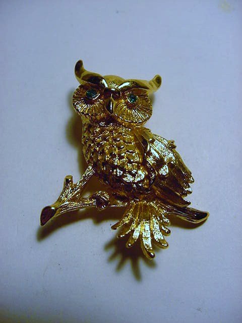 VINTAGE MONET OWL PIN: VINTAGE MONET OWL PIN