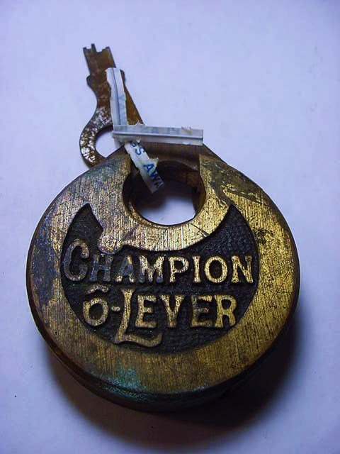 ANTIQUE CHAMPION 6 LEVER LOCK & KEY WORKS: ANTIQUE CHAMPION 6 LEVER LOCK & KEY WORKS