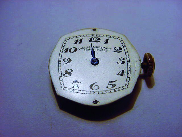 VINTAGE VACHERON & CONSTANTIN WATCH MOVEMENT: VINTAGE VACHERON & CONSTANTIN WATCH MOVEMENT