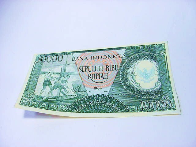1964 INDONESIA 10,000 RUPIAH BANKNOTE: 1964 INDONESIA 10,000 RUPIAH BANKNOTE