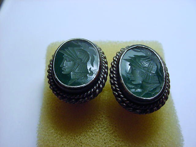 VINTAGE STERLING ONYX INTAGLIO CUFF LINKS: VINTAGE STERLING ONYX INTAGLIO CUFF LINKS