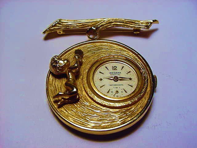 MEDANA PENDANT WATCH WORKS NEEDS GLASS: MEDANA PENDANT WATCH WORKS NEEDS GLASS