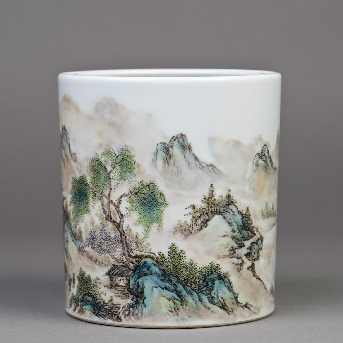 A CHINESE PORCELAIN BRUSH POT (1 of 5)