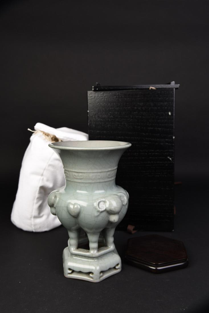 A ZUN WITH A POMETIA BOX (1 of 7)