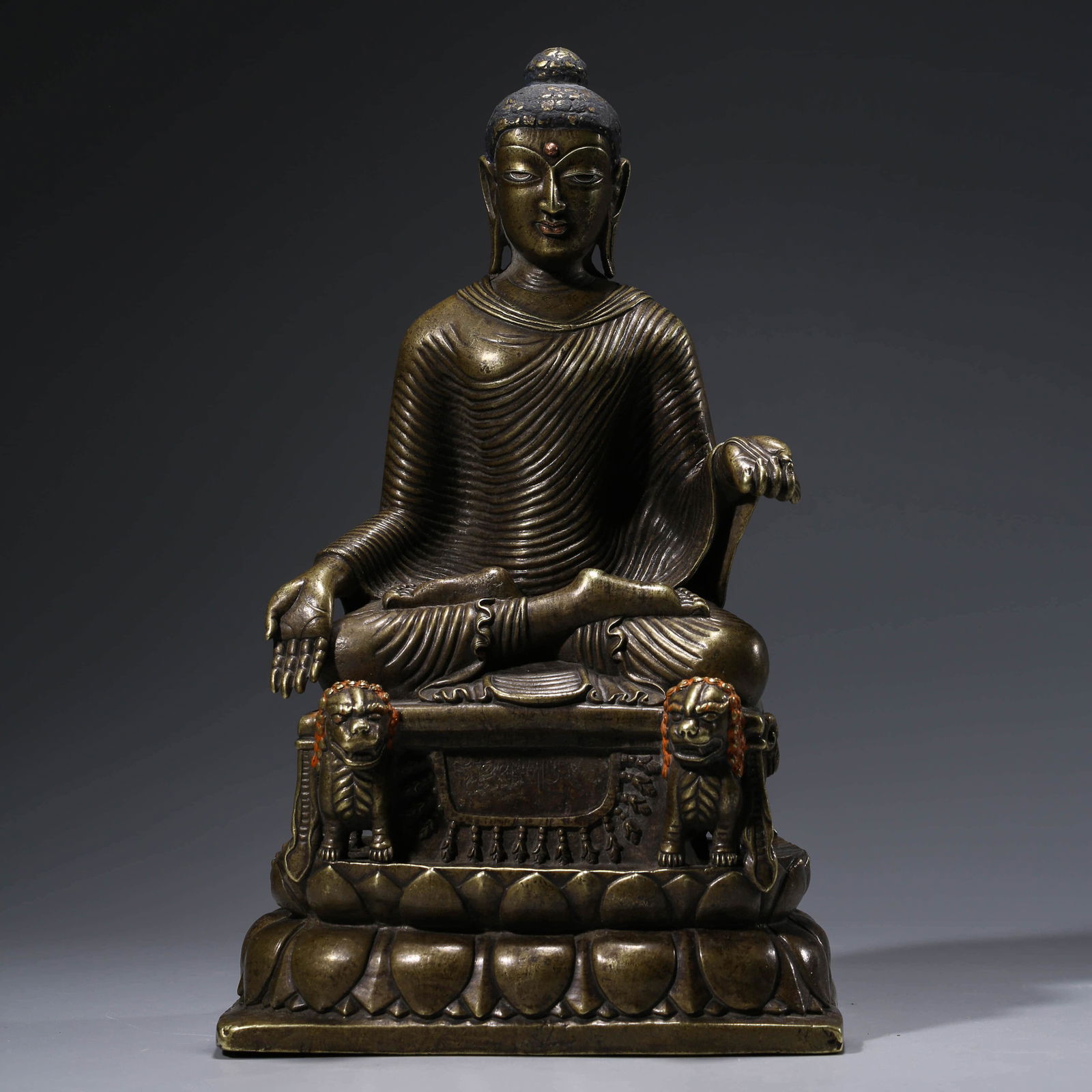 A CHINESE BRONZE SAKYAMUNI STATUE (1 of 11)