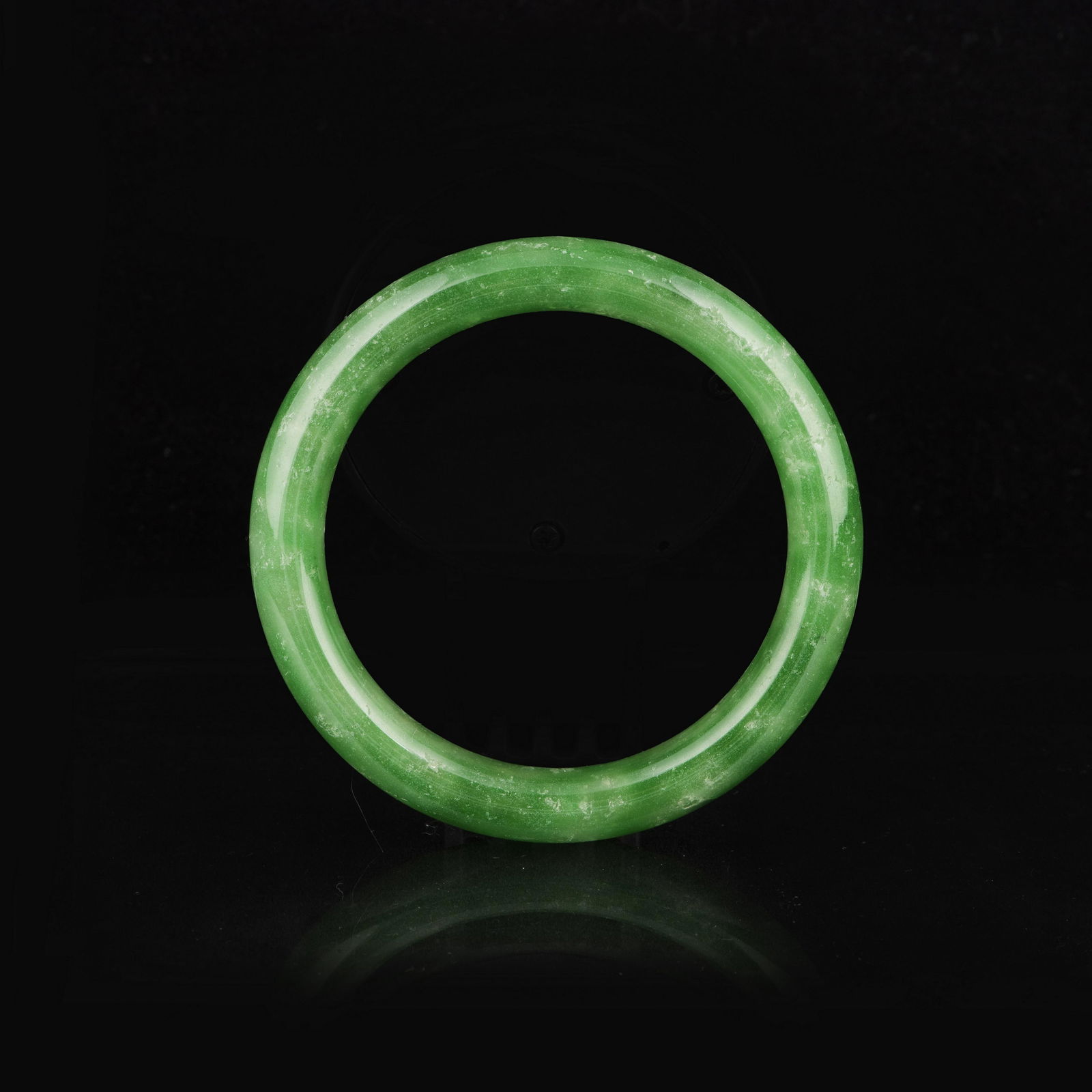 A Chinese Jadeite bracelet (1 of 3)
