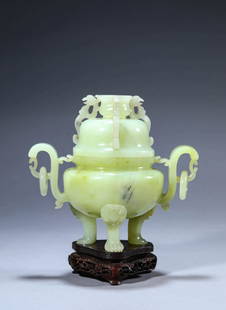 Carved Jade Tripod Censer: Carved Jade Tripod Censer Length:18cm, Width:11cm, Height:16.5cm,