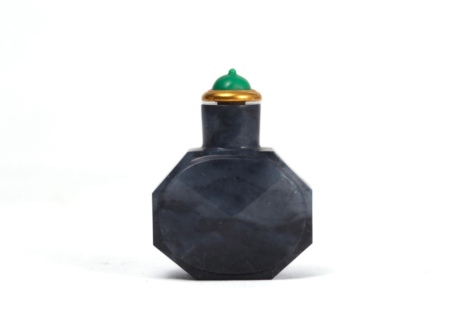 A Ink Jade Octagonal Snuff Bottle (1 of 5)