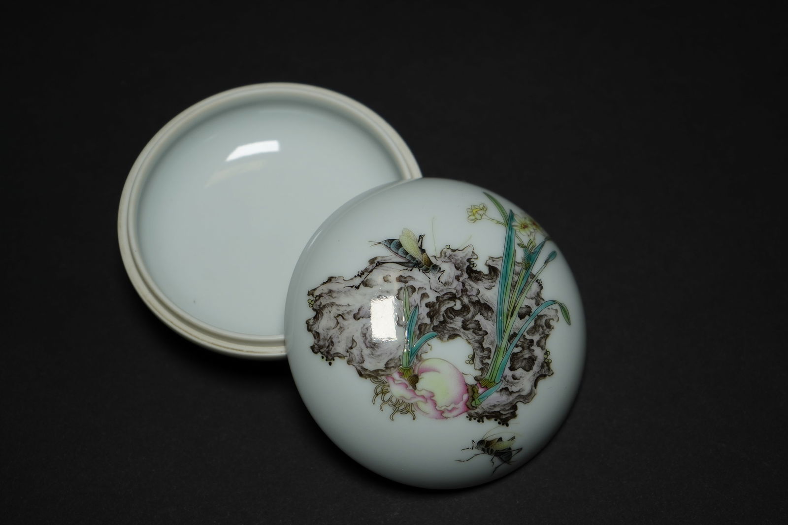 A FAMILLE ROSE INK BOX AND COVER, YONGZHENG MARK: A FAMILLE ROSE INK BOX AND COVER,YONGZHENG MARK , H4x9cm