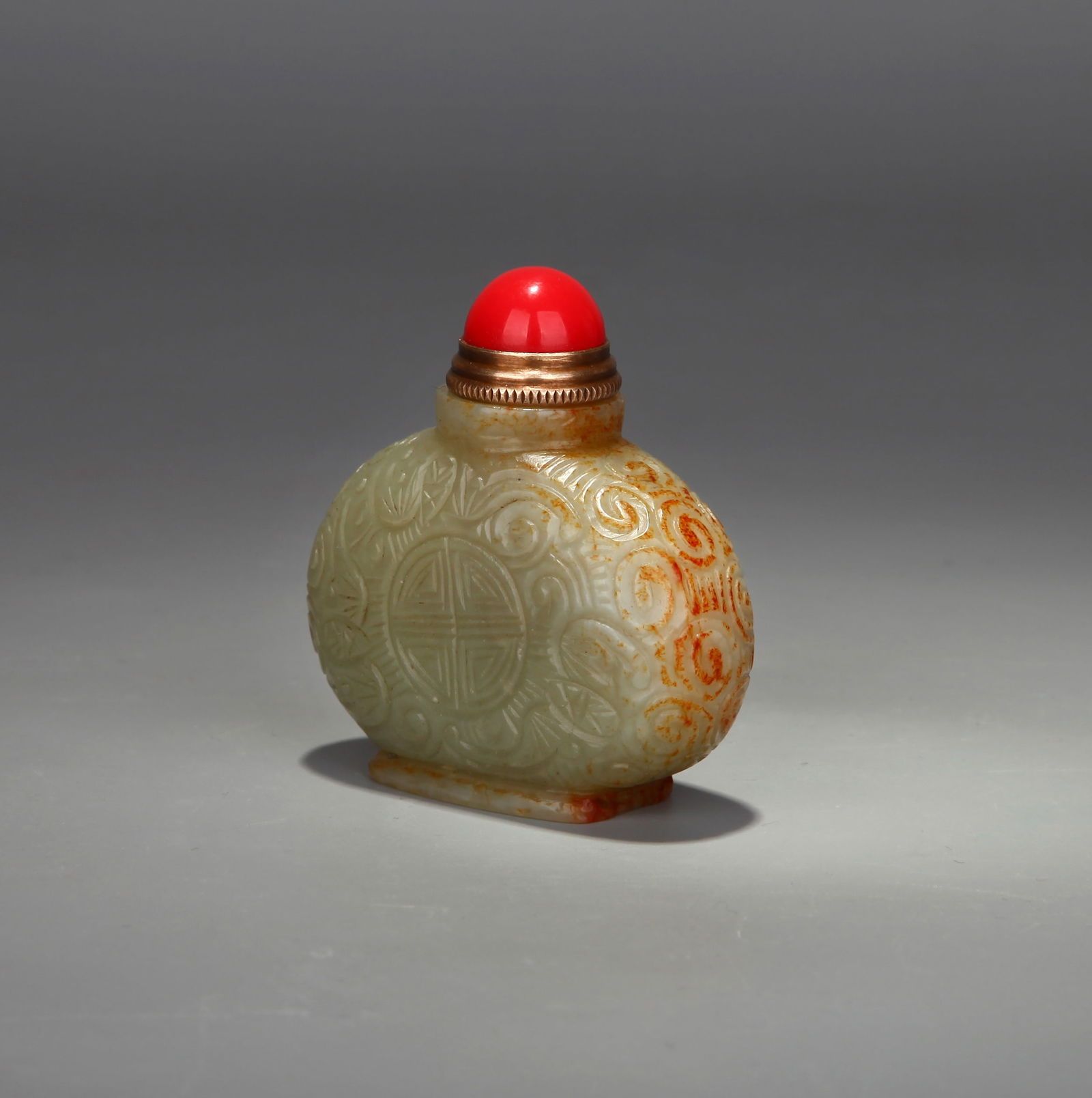A JADE SNUFF BOTTLE - 3