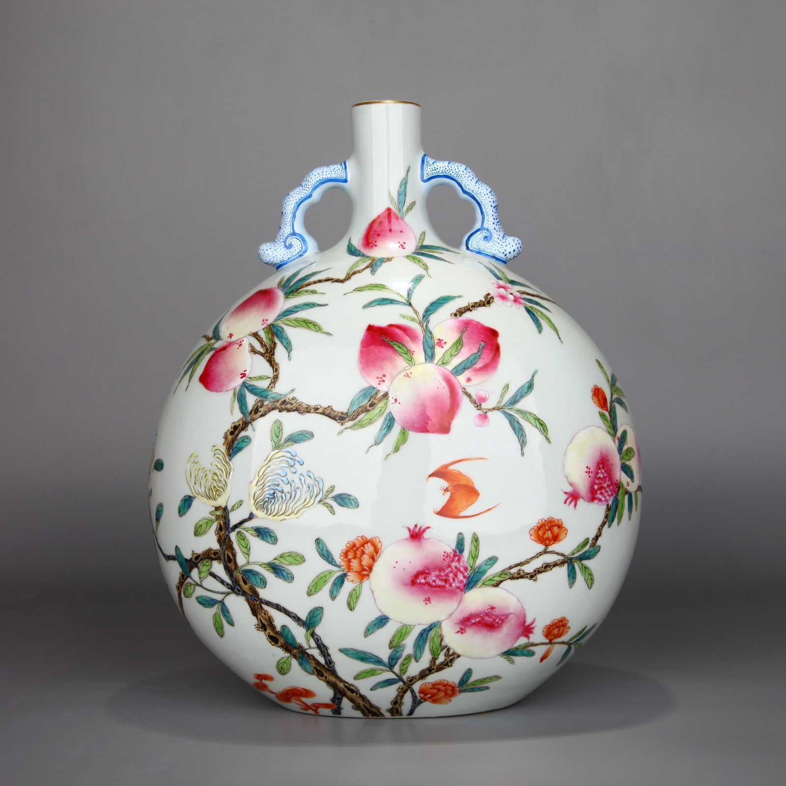 A FAMILLE-ROSE FLASK (1 of 9)