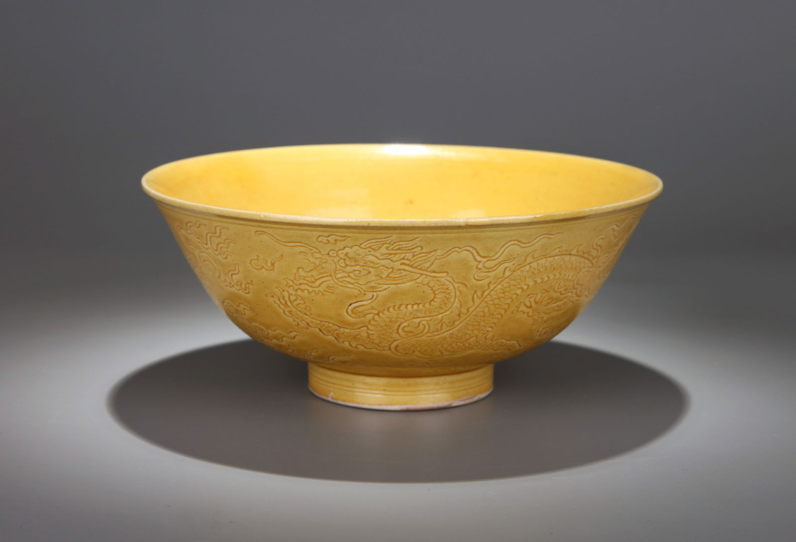 A YELLOW-GLAZED BOWL (1 of 5)