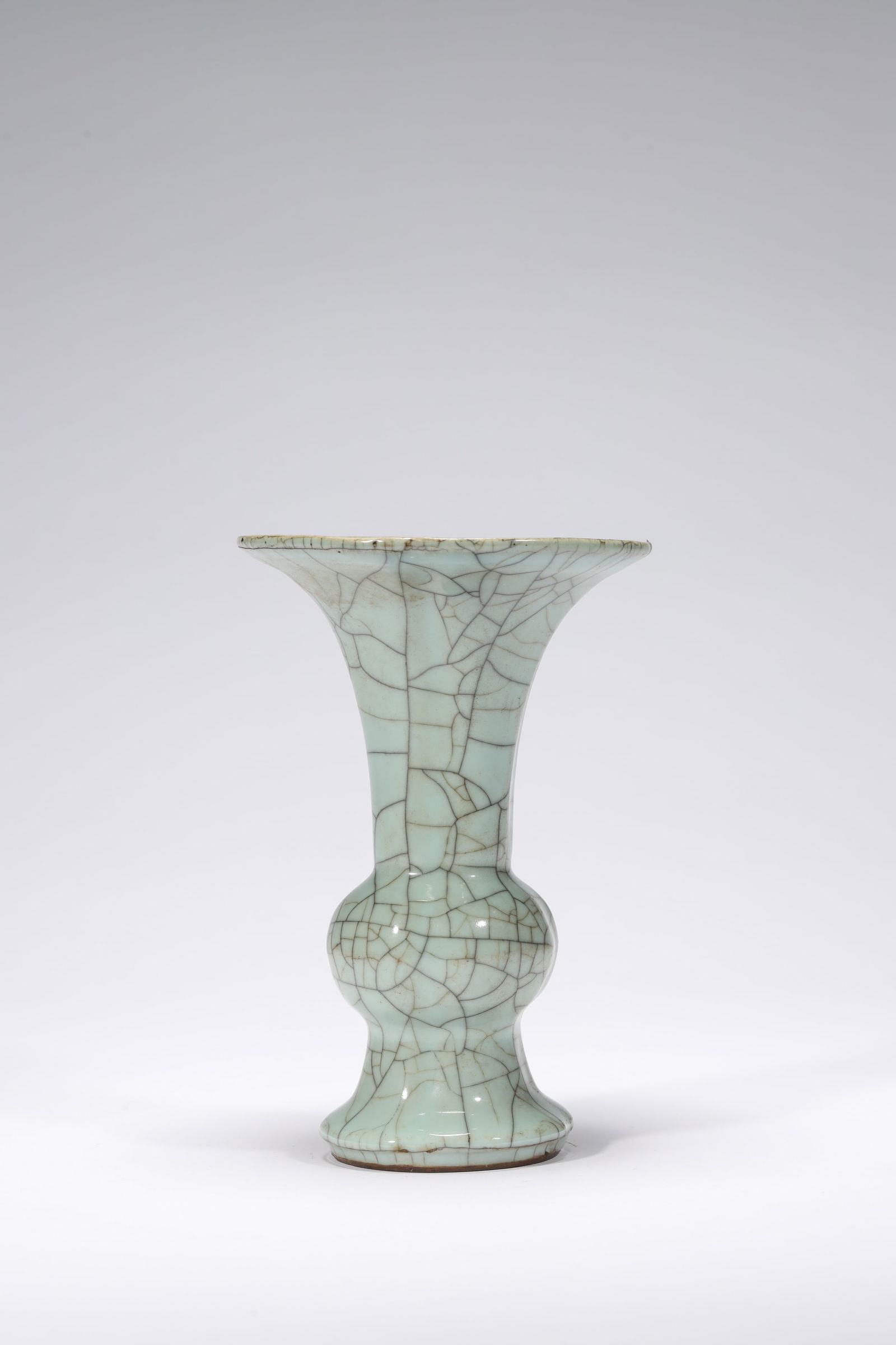 GE TYPE ICE CRACK BEAKER VASE (1 of 6)