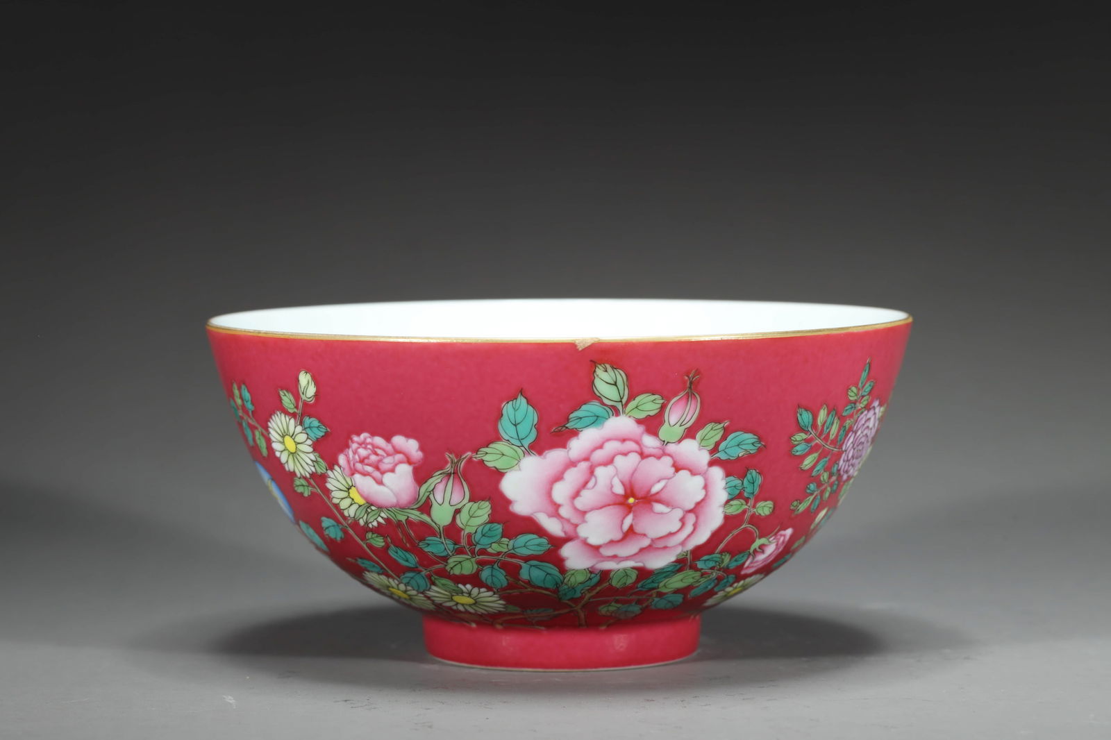YONGZHENG ROUGE-RED-GROUND FAMILLE ROSE PEONY BOWL (1 of 8)
