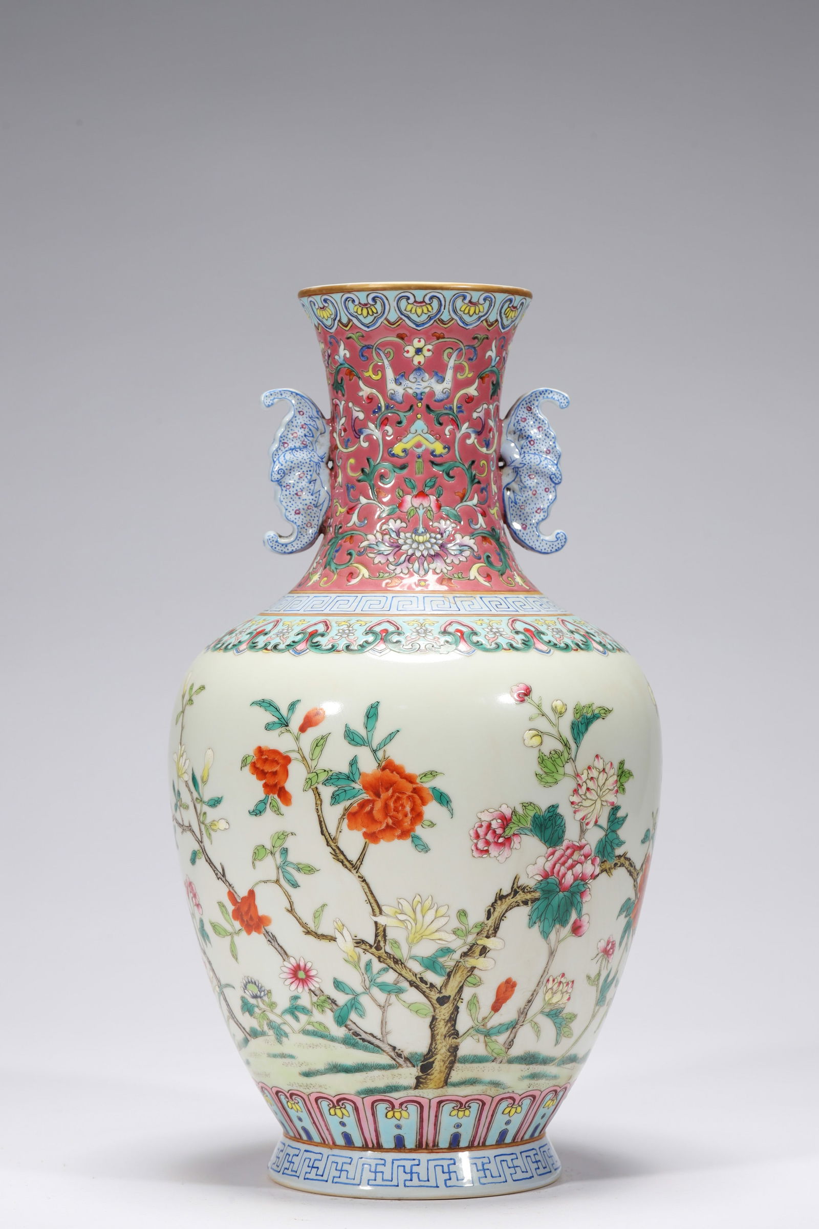 FAMILLE ROSE FLOWER DOUBLE-EARED VASE (1 of 5)