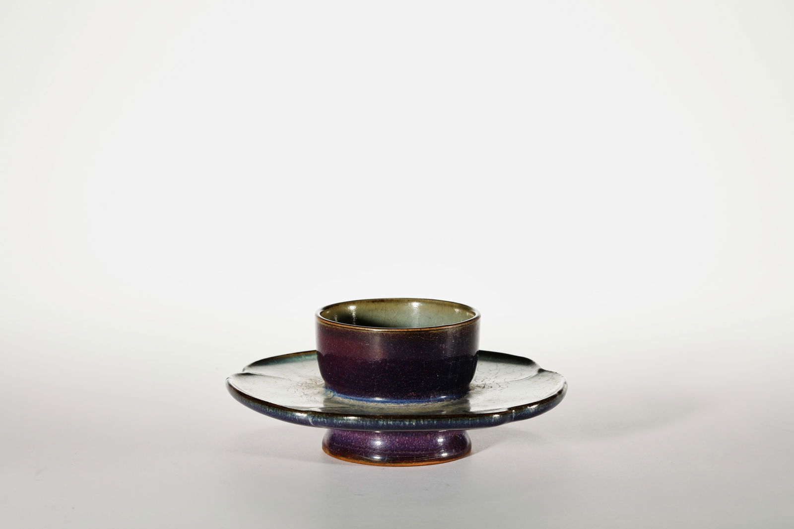 JUN WARE BARBED-RIM CUP STAND - 2