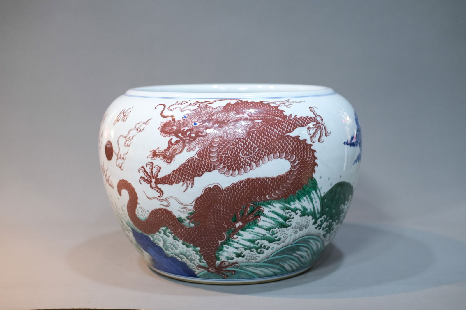 COPPER-RED GLAZE AND UNDERGLAZE BLUE DRAGON JAR (1 of 7)