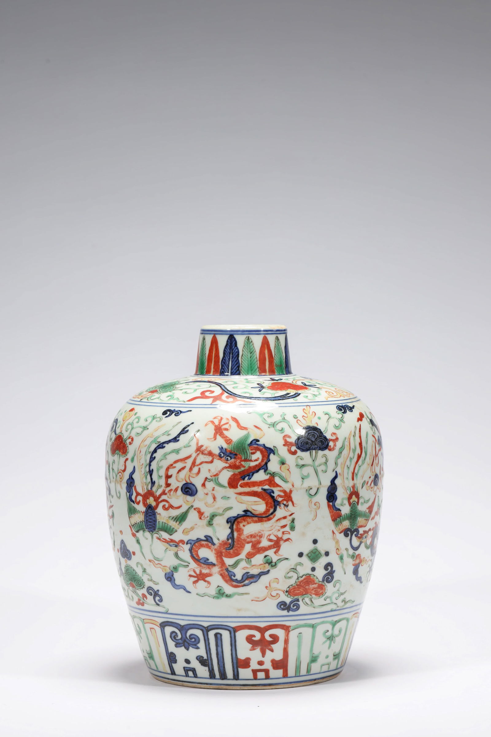 WUCAI DRAGON AND PHOENIX STRAIGHT-NECK JAR (1 of 6)