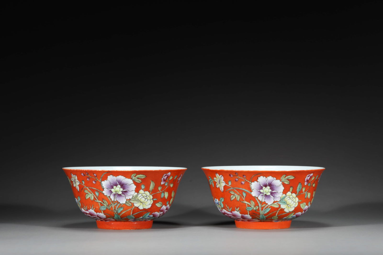 PAIR OF CORAL-RED-GROUND FLOWER BOWLS (1 of 7)