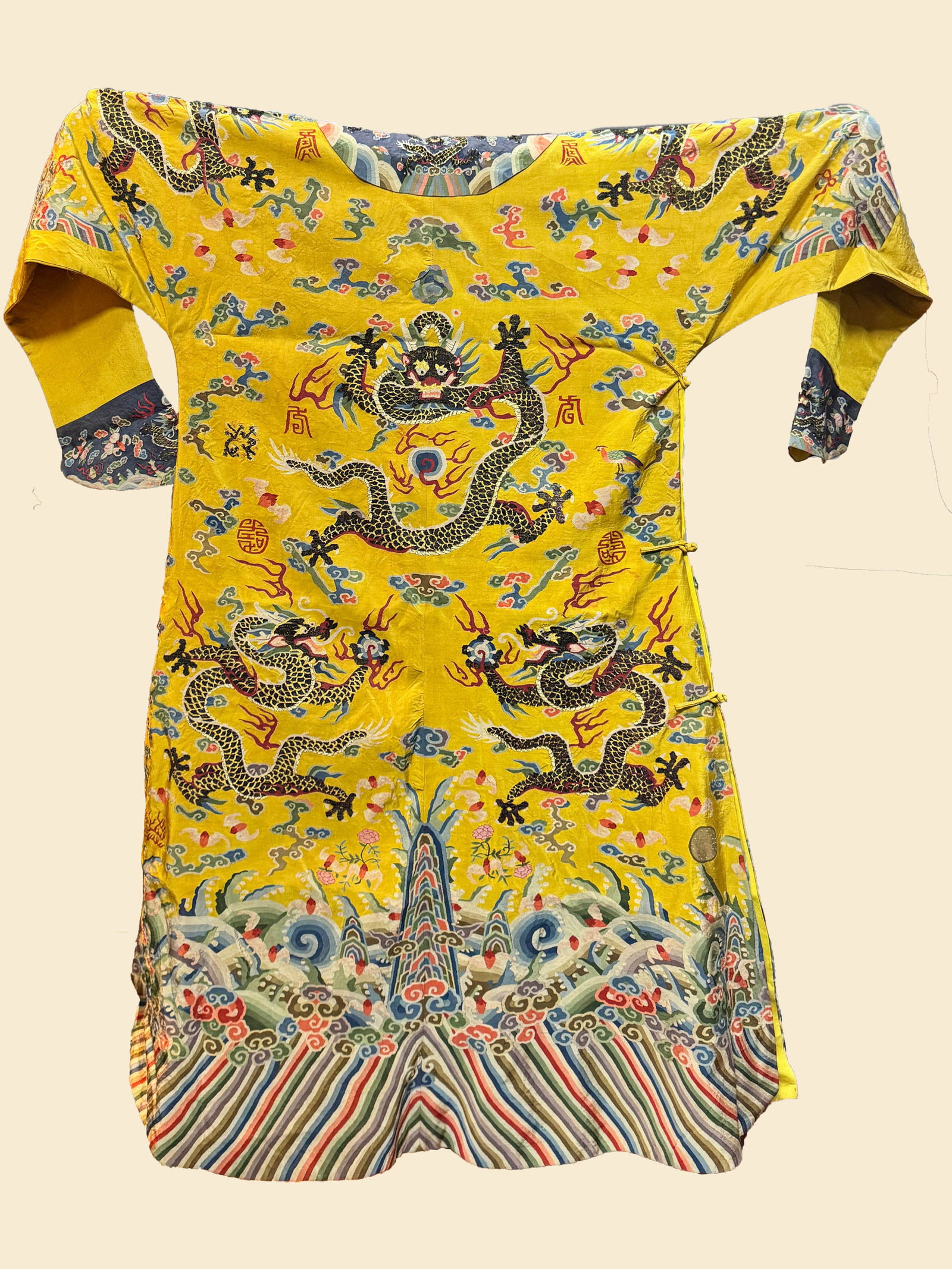 YELLOW EMBROIDERY KESI DRAGON ROBE (1 of 4)