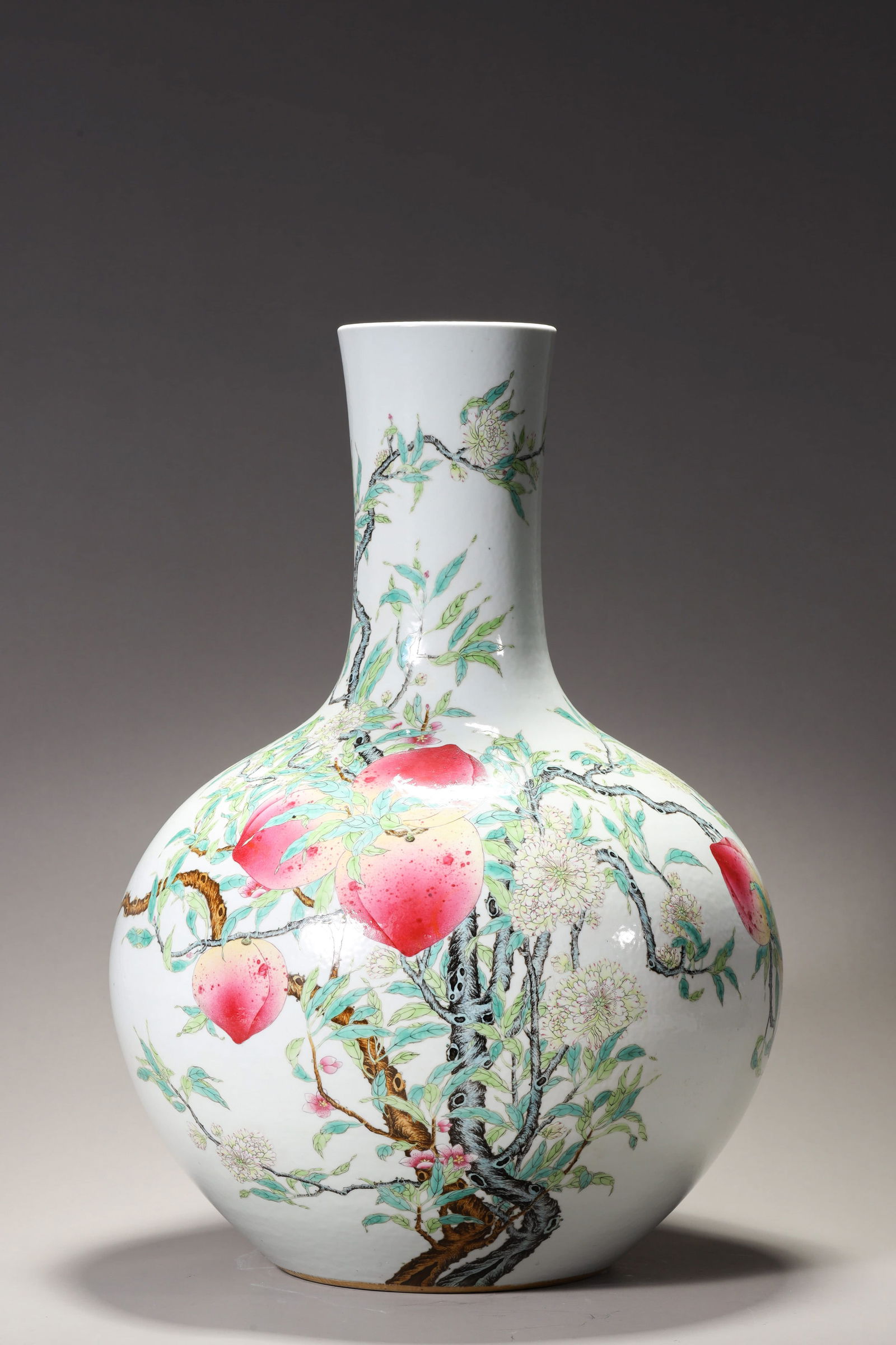 FAMILLE ROSE PEACHES TIANQIUPING (1 of 10)