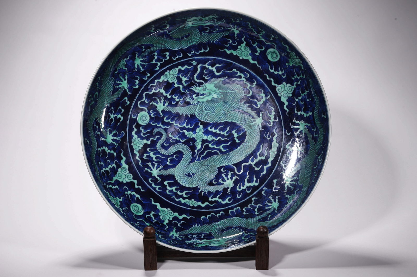BLUE GROUND AND GREEN GLAZE DRAGON DISH (1 of 8)