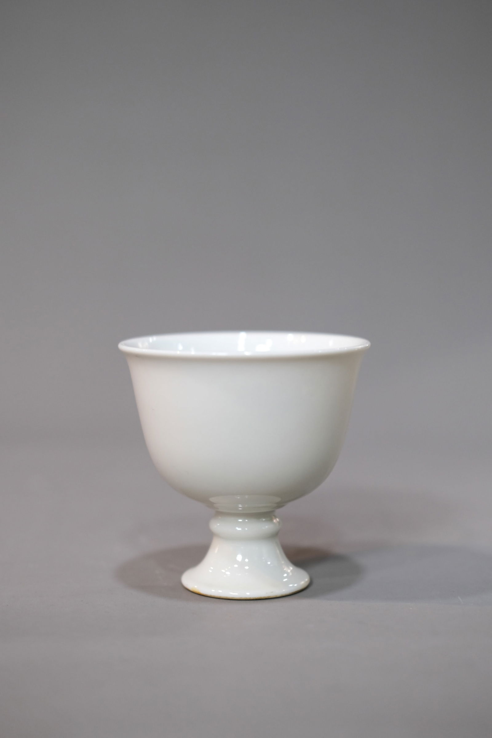 WHITE GLAZE STEM CUP (1 of 4)