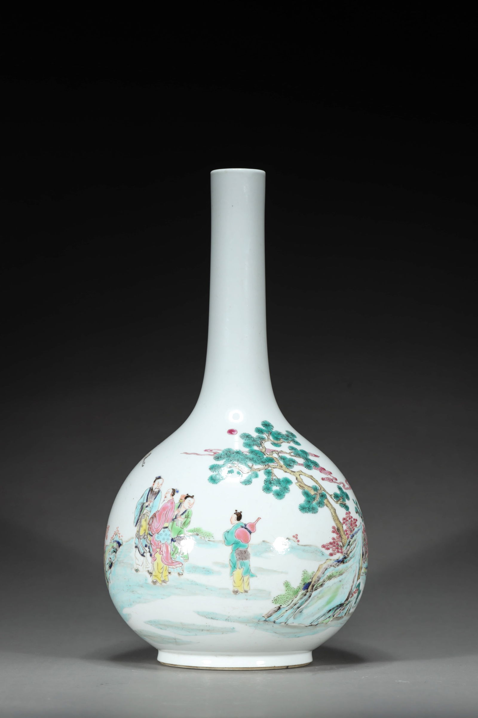 FAMILLE ROSE FIGURE BOTTLE VASE (1 of 7)