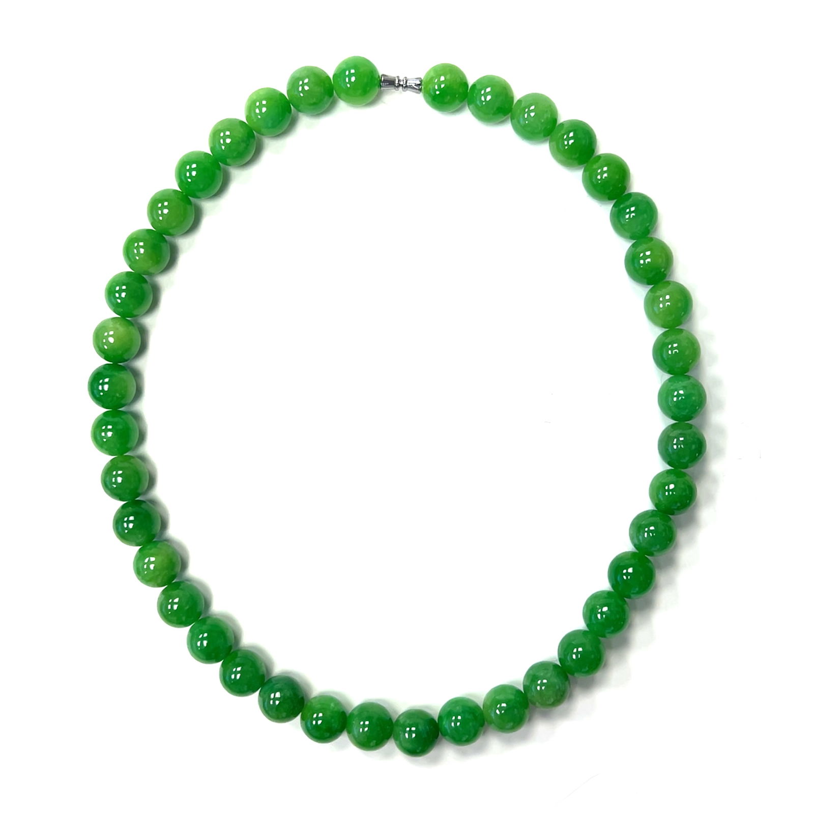 JADEITE NECKLACE (1 of 3)