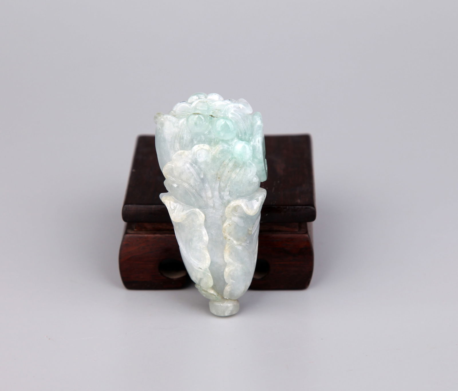 A JADEITE PENDANT - 4