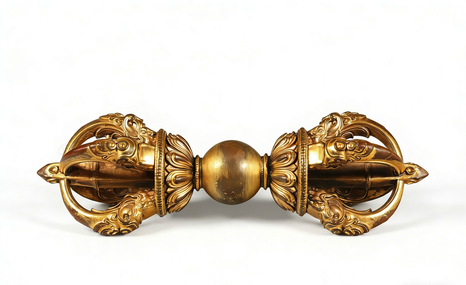 A GILT-BRONZE VAJRA: A gilt-bronze Vajra.Length 13 cm.
