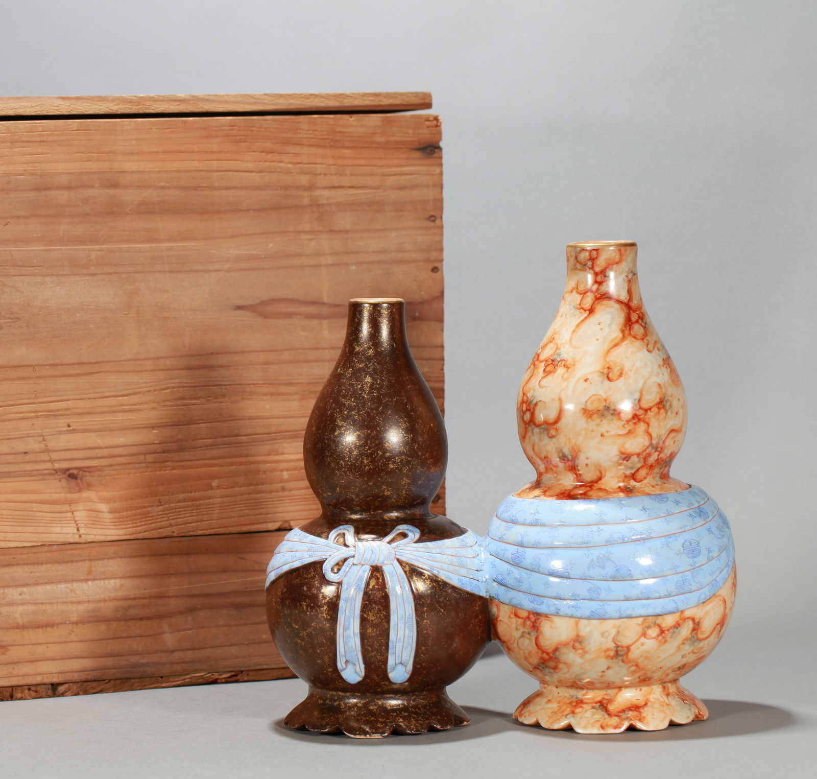 A FAUX-STONE GLAZED DOUBLE GOURD VASE (1 of 10)