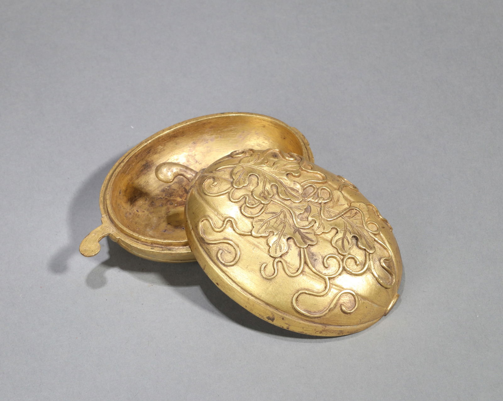 A GILT-BRONZE BOX AND COVER (1 of 4)