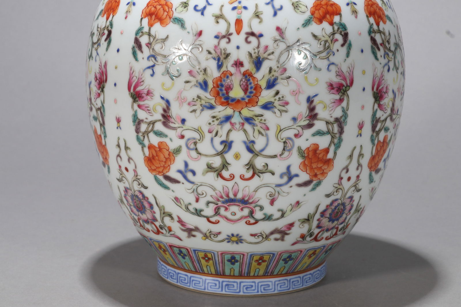 A YANGCAI VASE - 4