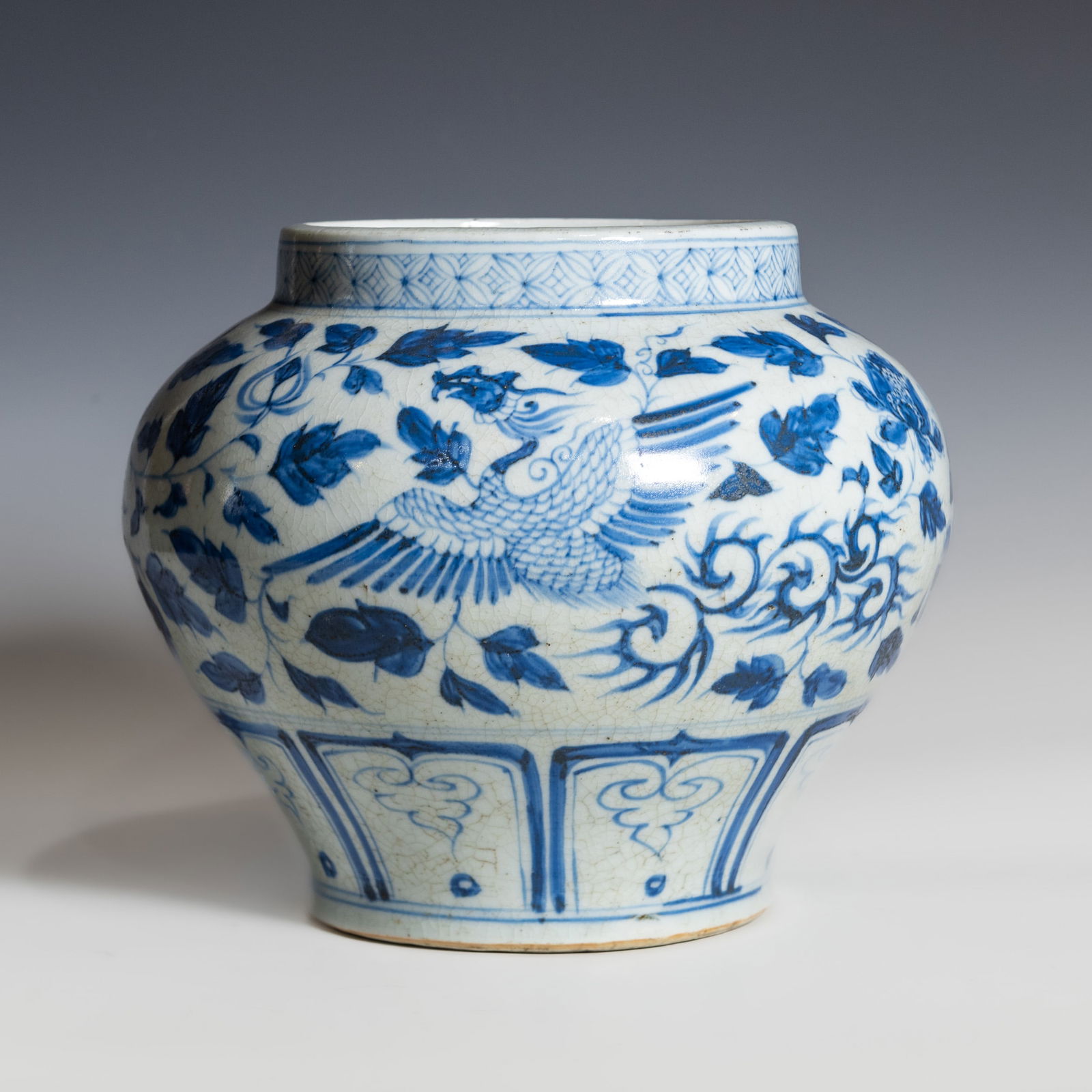 CHINESE BLUE AND WHITE JAR (1 of 7)