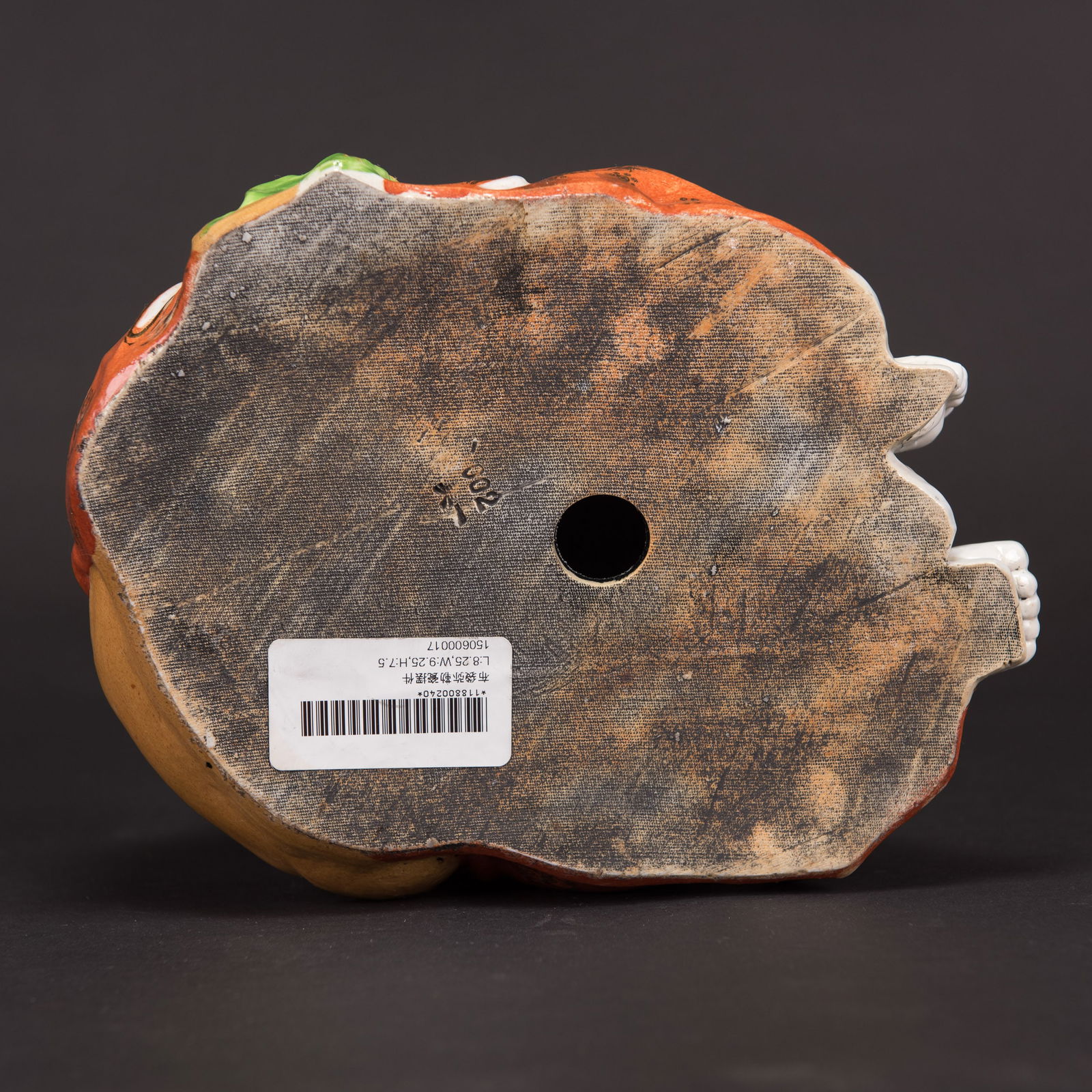 A SMILING BUDDHA STATUE - 8