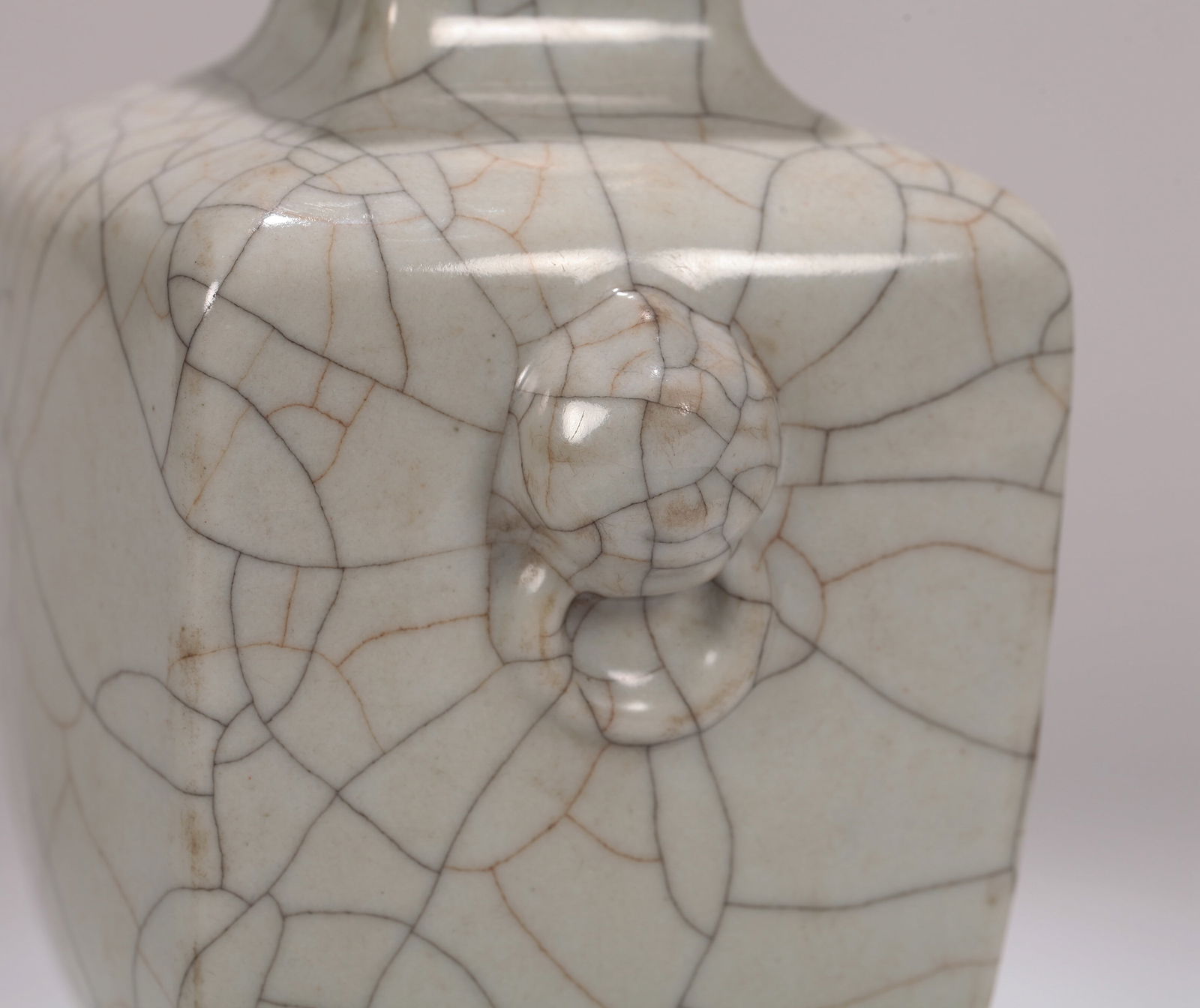 A GE-TYPE SQUARE VASE - 4