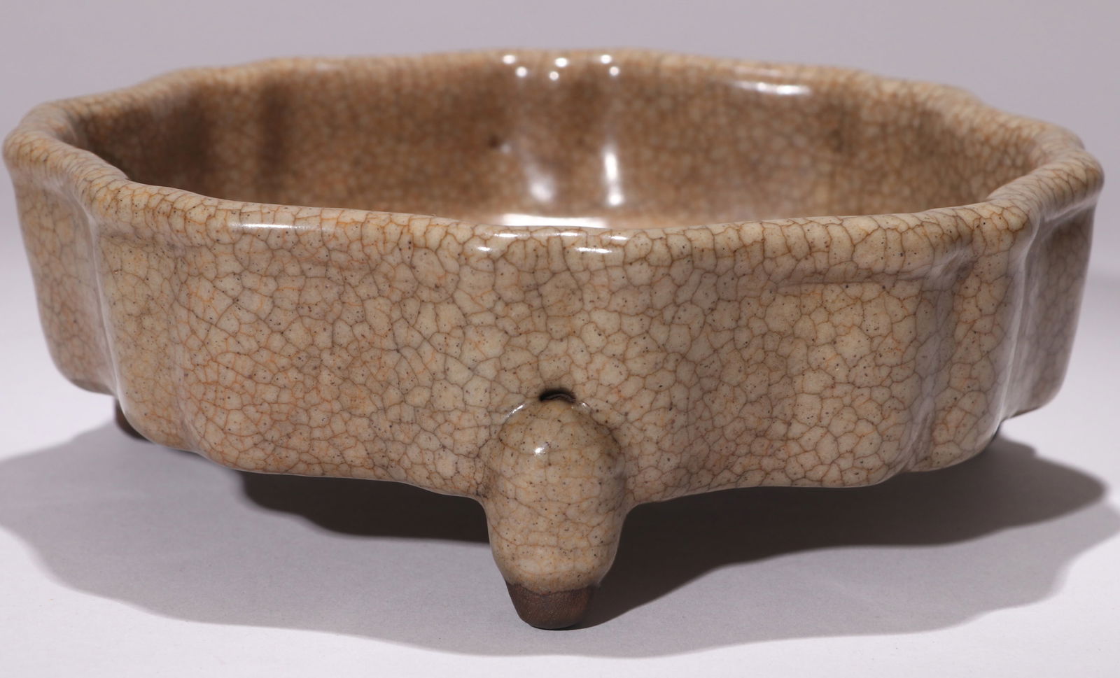 A GE-TYPE TRIPOD WASHER - 11