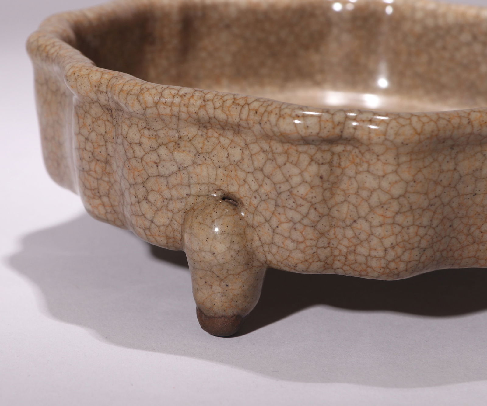 A GE-TYPE TRIPOD WASHER - 12