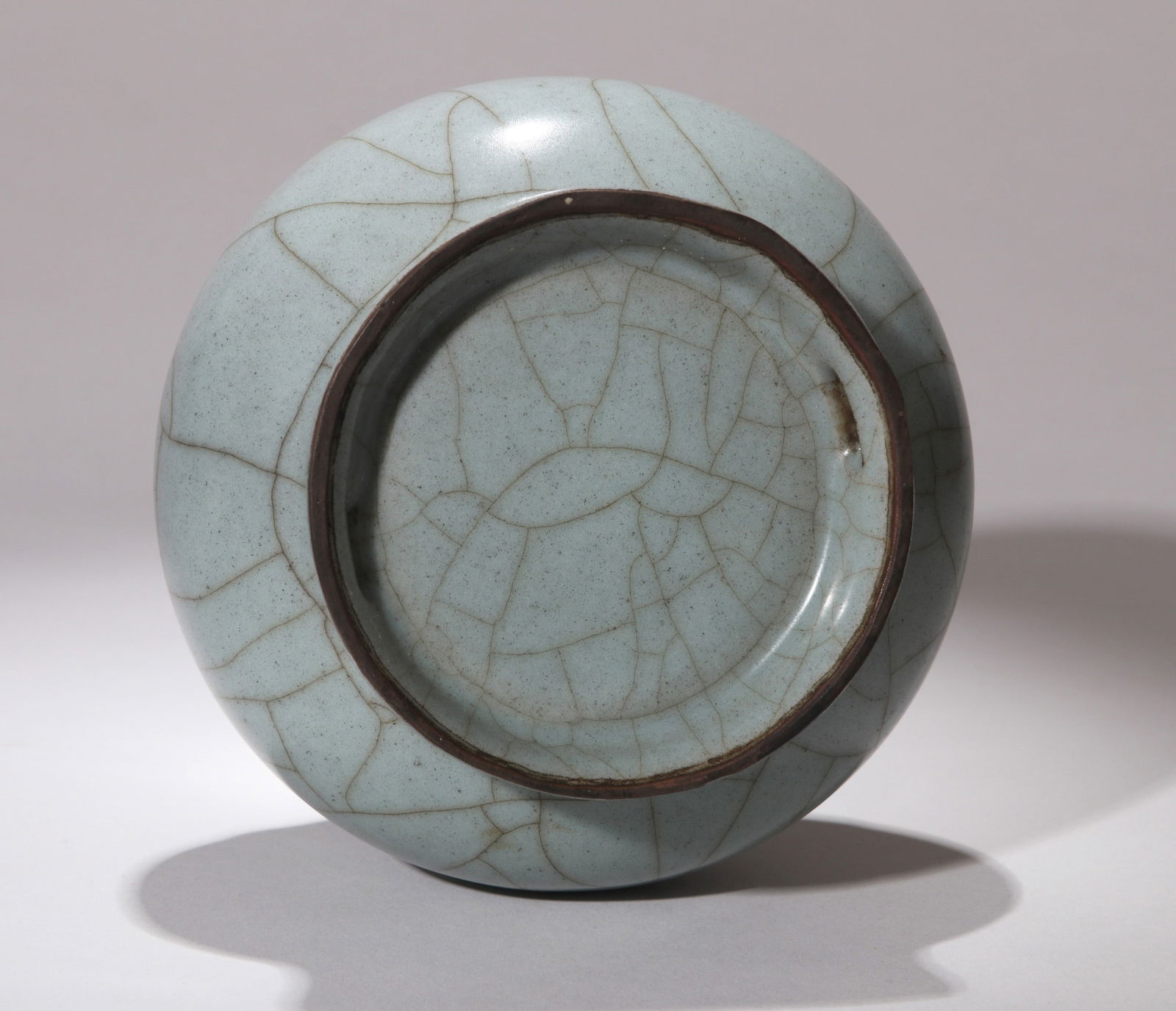 A GUAN-TYPE VASE - 10