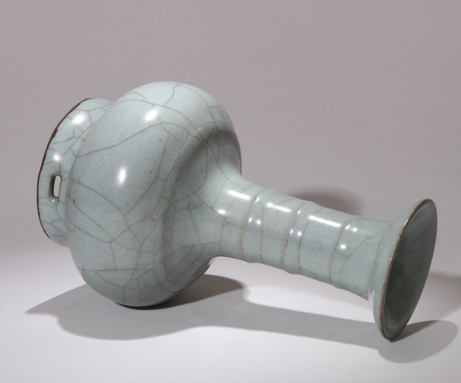 A GUAN-TYPE VASE - 7