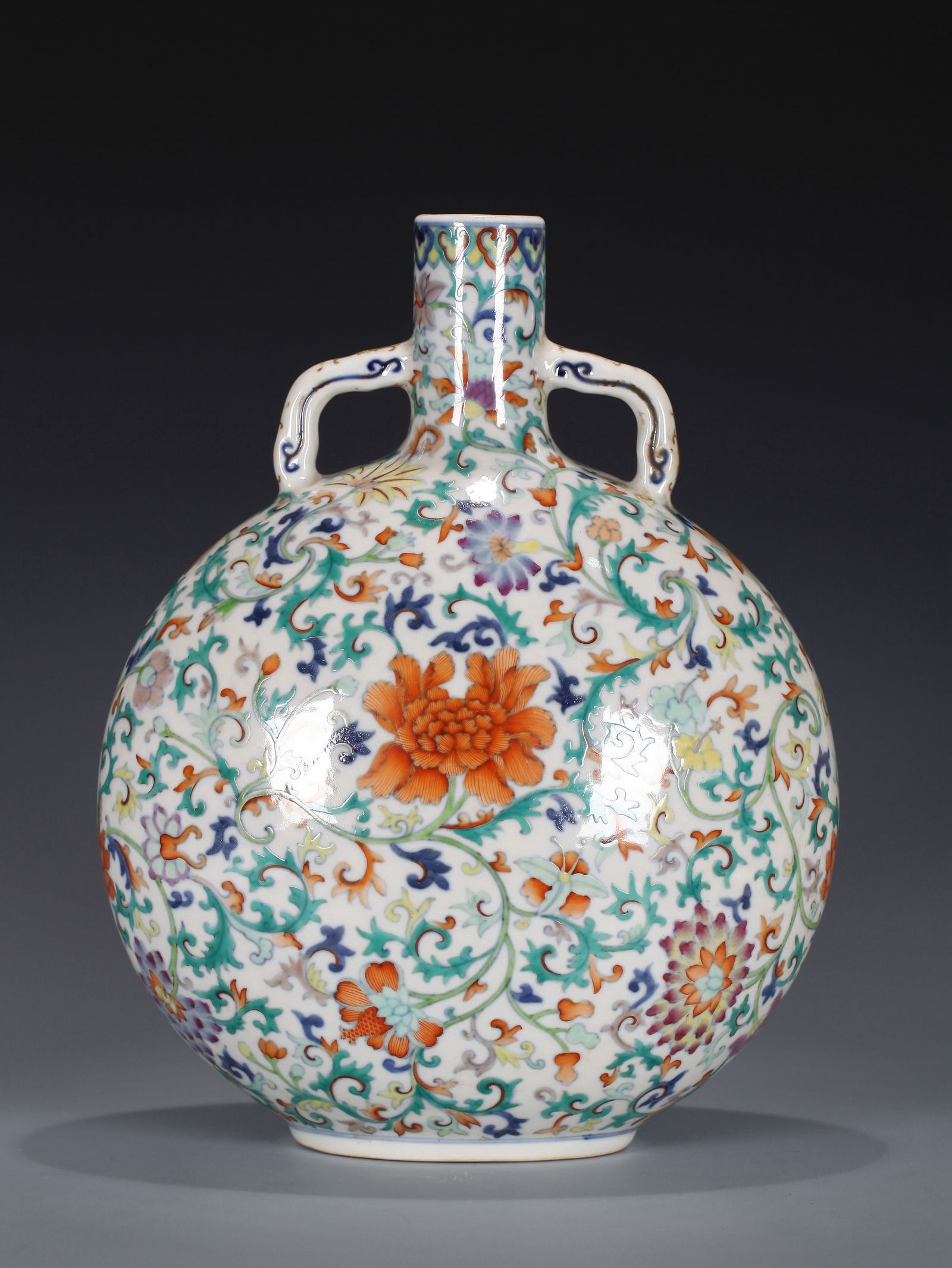 A DOUCAI VASE - 10