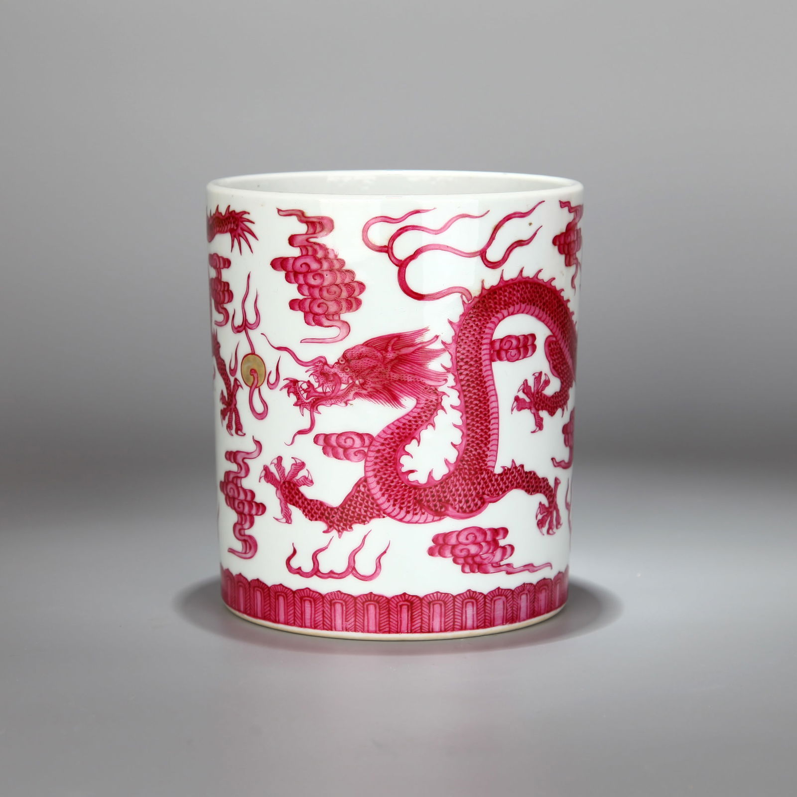 A RUBY-RED GROUND BRUSH POT - 2